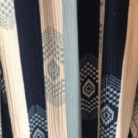 Size Medium Romper with Tie in front - Picture 3 of 4